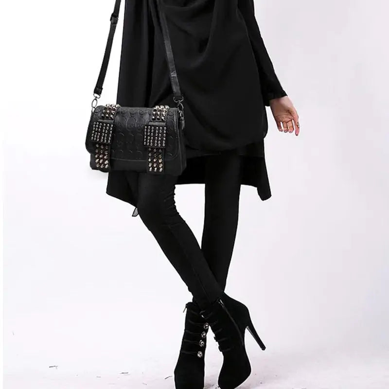 Edgy Skull Rivet PU Leather Women's Shoulder Bag with Chain Strap